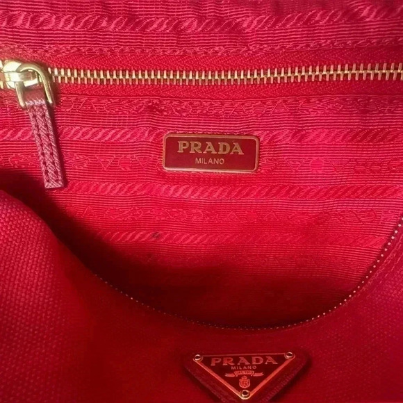 Authentic PRADA Pouch Canvas Red Women's - Picture 10 of 17